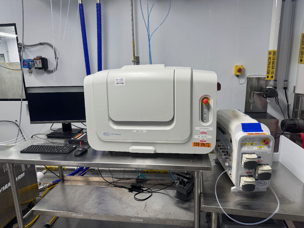 Image of Pall XRS 25 Bioreactor System with mPath Control Tower